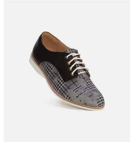 DERBY LIGHT WEIGHT LACE UP SHOE - ROLLIE